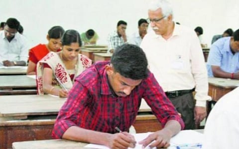 10, 11, 12-ம் வகுப்பு தனித்தேர்வர்களுக்கு இன்று ஹால்டிக்கெட்