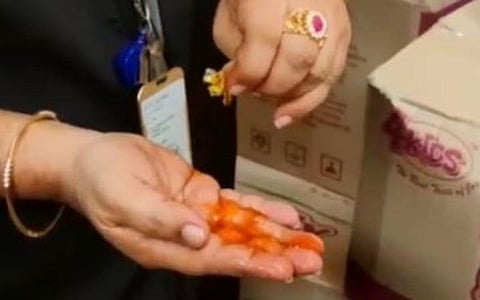 சிறுவர்களை எளிதில் ஈர்க்கும் செயற்கை நிறம் சேர்க்கப்பட்ட சிரிஞ்ச் சாக்லெட்கள் பறிமுதல்: திருப்பூரில் நடவடிக்கை