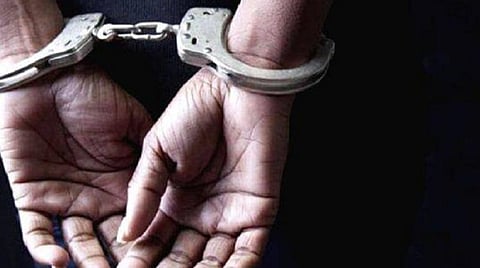 மேலூரில் சிறுமியை திருமணம் செய்த பெண் போக்சோ சட்டத்தில் கைது