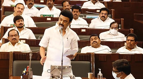 தமிழக பல்கலைக்கழக துணைவேந்தர்களை மாநில அரசே நியமிக்க அதிகாரம் - சட்டப்பேரவையில் மசோதா நிறைவேறியது