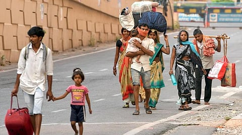 கரோனா முதல் அலையில் ரூ.11,000 கோடி புலம்பெயர் தொழிலாளர்களுக்கு ஒதுக்கீடு