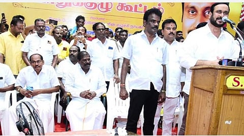 பொதுக்குழு கூட்டத்தில் பாமக இளைஞரணித்தலைவர் அன்புமணி ராமதாஸ் பேசுகிறார்