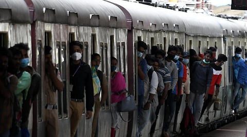 ‘சென்னை புறநகர் ரயில்களில் ஏசி பெட்டிகள்’ - தமிழக சிறப்பு முயற்சிகள் துறையின் திட்டங்கள்
