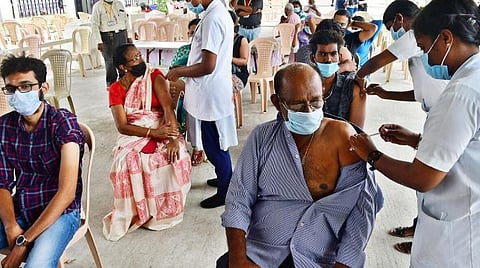 மெகா தடுப்பூசி முகாம் மீண்டும் நிறுத்தம்