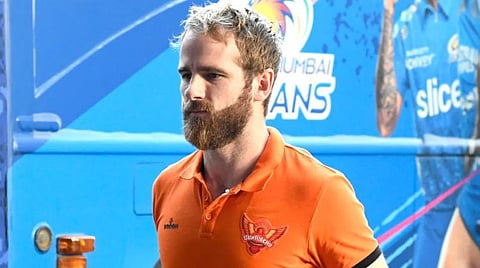 IPL 2022 | நியூஸி. சென்றார் வில்லியம்சன்: கடைசி லீக் போட்டியில் ஹைதராபாத் கேப்டன் யார்?!