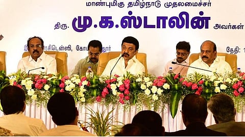 வணிக வரித் துறை கேட்கும் பழைய கணக்குகள் பிரச்சினைக்குத் தீர்வு: கோவையில் தொழில் துறையினரிடம் ஸ்டாலின் உறுதி