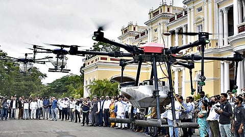 நாட்டின் மிகப்பெரிய ட்ரோன் திருவிழாவை இன்று தொடங்கி வைக்கிறார் பிரதமர் மோடி