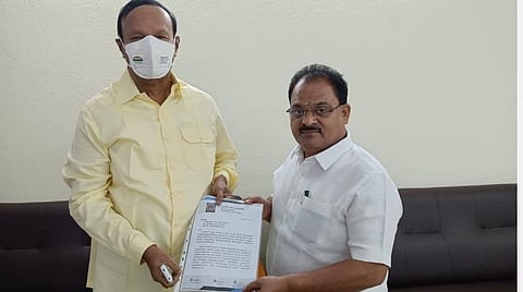 கலைஞர்களுக்கான ரயில் கட்டண சலுகை தொடர பூச்சி முருகன் கோரிக்கை