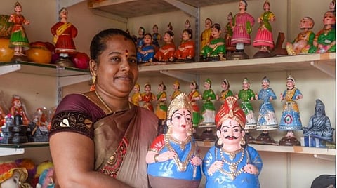 பிரதமர் மோடியால் புகழப்பட்ட தஞ்சை தாரகைகள் மகளிர் சுய உதவிக்குழு விற்பனை அங்காடி | படங்கள்: ஆர்.வெங்கடேஷ்.