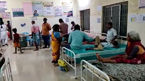 கள்ளக்குறிச்சி அருகே கறி விருந்து சாப்பிட்டு வாந்தி மயக்கம்: 50-க்கும் மேற்பட்டோர் மருத்துவமனையில் அனுமதி