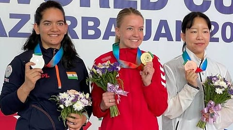 துப்பாக்கி சுடுதலில் இந்தியாவுக்கு இரு வெள்ளி பதக்கம்