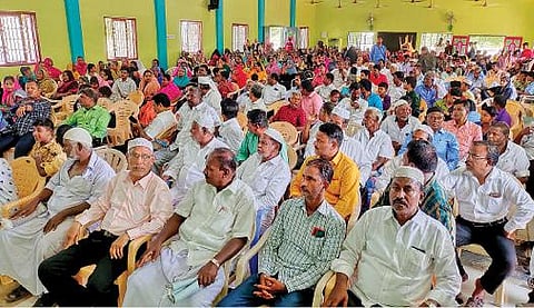 ஏ.புதுப்பட்டி கிராமத்தில் குடும்ப விழா கொண்டாடிய இஸ்லாமியர்.