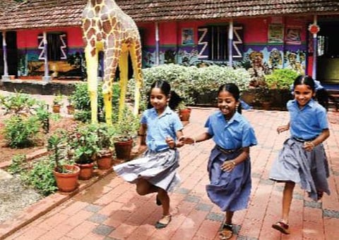 பள்ளிகளில் தூய்மை இயக்கம்: அனைத்து மாவட்ட ஆட்சியர்களுக்கும் தலைமைச் செயலாளர் உத்தரவு