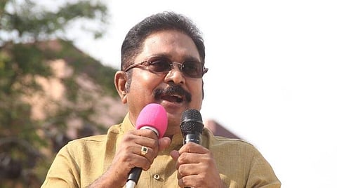 'சட்டம் ஒழுங்கு பற்றிய முதல்வரின் ஆய்வு வெற்று விளம்பரமா' - டிடிவி தினகரன்