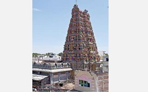 தமிழகத்தில் உள்ள பிரசித்தி பெற்ற 12 அம்மன் கோயில்களில் இன்று 108 திருவிளக்கு பூஜை
