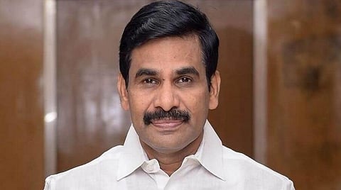 தமிழகம் முழுவதும் 19 மாவட்ட வருவாய் அலுவலர்கள் இடமாற்றம்: தலைமைச் செயலர் இறையன்பு உத்தரவு