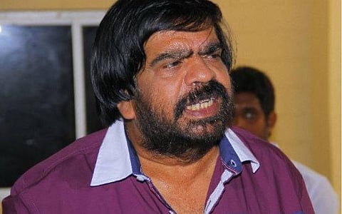 வயிற்றில் ரத்தக் கசிவு சிகிச்சைக்காக டி.ராஜேந்தர் இன்று அமெரிக்கா செல்கிறார்