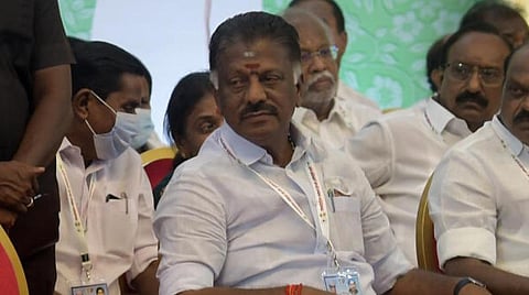 ஜூலை 11-ம் தேதி அதிமுக பொதுக்குழுவுக்கு தடை கோரி தேர்தல் ஆணையத்தில் ஓபிஎஸ் மனு?