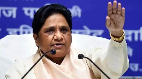 சமாஜ்வாதி வெற்றிக்கு தடையான மாயாவதி: உ.பி இடைத் தேர்தல் முடிவுகள் சொல்வதென்ன?