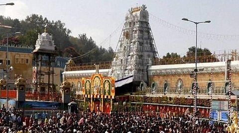 திருப்பதியில் பக்தர்களின் கூட்ட நெரிசல் நேரங்களில் ஏழுமலையானுக்கு ஒரு மணி நேரமே ஓய்வு - தேவஸ்தான அதிகாரி தகவல்