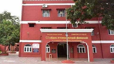 கோவையில் கணவரை தாக்கியதாக பெண் காவல் ஆய்வாளர் மீது வழக்கு