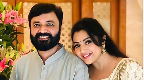 2 உறுப்புகள் செயலிழப்பு, 95 நாட்கள் எக்மோ சிகிச்சை: மீனாவின் கணவர் இறப்புக்கு காரணம் என்ன?