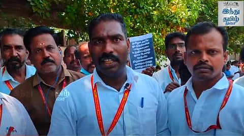 கொல்லப்பட்ட ஓட்டுநருக்கு இழப்பீடு வேண்டும்: ஓலா நிறுவனத்தைக் கண்டித்து ஊழியர்கள் போராட்டம்