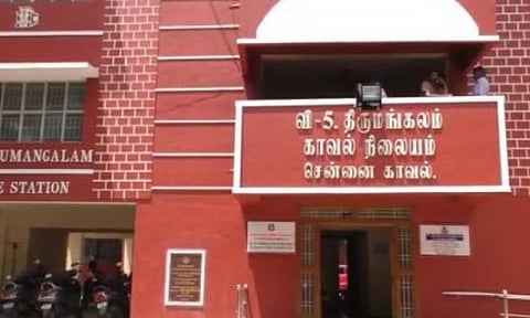 முகப்பேர் அரசு பள்ளி மாணவிகளுக்கு பாலியல் தொல்லை: வேதியியல் ஆசிரியர் போக்சோ சட்டத்தில் கைது