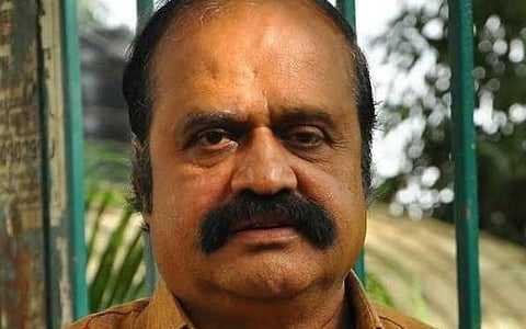 50 பேருக்கு மேல் பங்கேற்கும் நிகழ்ச்சிகளுக்கு தடை: முதல்வர், தலைமைச் செயலருக்கு பெங்களூரு புகழேந்தி கடிதம்