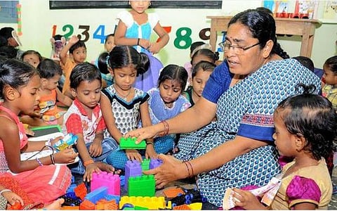 எல்கேஜி, யூகேஜிகளில் மாணவர் சேர்க்கை தொடக்கம்: தமிழக அரசின் வழிகாட்டுதல்கள் என்னென்ன? 
