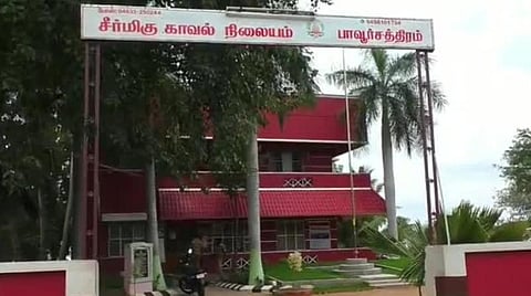 தென்காசி | 80 வயதான தம்பதியை கட்டிப்போட்டு 140 பவுன் நகை, ரூ.10 லட்சம் ரொக்கம் கொள்ளை: முகமூடி கொள்ளையர் துணிகரம்