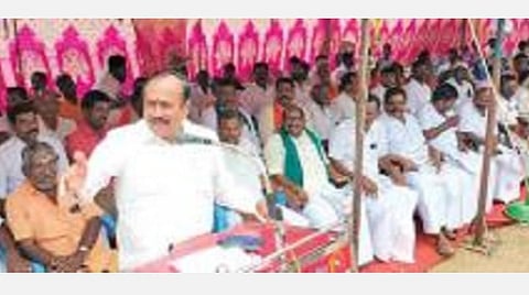 காரைக்குடி ஐந்துவிளக்கில் திமுக அரசை கண்டித்து பாஜக சார்பில் நடந்த ஆர்ப்பாட்டத்தில் பேசிய மூத்த தலைவர் ஹெச்.ராஜா.