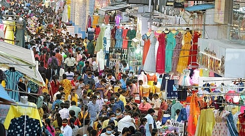 சென்னையில் பொது இடங்களில் முகக்கவசம் கட்டாயம்: மண்டலம் வாரியாக குழுக்கள் அமைப்பு