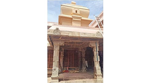 மேற்கு நோக்கிய சயனத் திருக்கோலம்