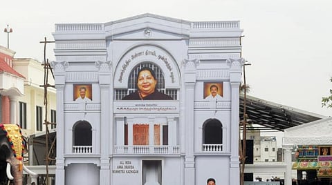 துணை பொதுச் செயலாளர் பதவி உருவாக்கம்: அதிமுக விதிகளில் செய்துள்ள திருத்தங்கள் என்ன? 