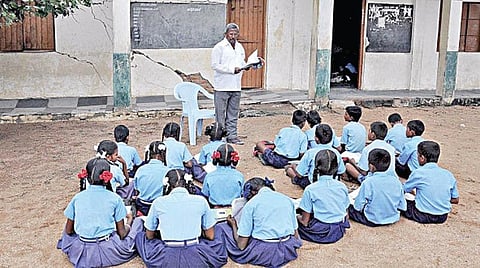 ஒரு வகுப்பிற்கு ஓர் ஆசிரியர் சாத்தியமா?