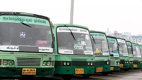 ஊதிய ஒப்பந்த பிரச்சினைக்கு தீர்வு கிடைக்க போக்குவரத்து தொழிற்சங்கத்தினர் போஸ்டர் இயக்கம் மூலம் வலியுறுத்தல்