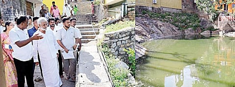 திருவள்ளூர் மாவட்டம், திருத்தணி சுப்பிரமணிய சுவாமி கோயிலில் ஆடிக் கிருத்திகை தெப்பத் திருவிழாவுக்கான முன்னேற்பாட்டு பணிகளை நேற்று இந்து சமய அறநிலையத் துறை அமைச்சர் பி.கே.சேகர்பாபு ஆய்வு செய்தார். இந்த ஆய்வின்போது,  மாவட்ட ஆட்சியர் ஆல்பி ஜான் வர்கீஸ் உள்ளிட்டோர் உடனிருந்தனர்.
