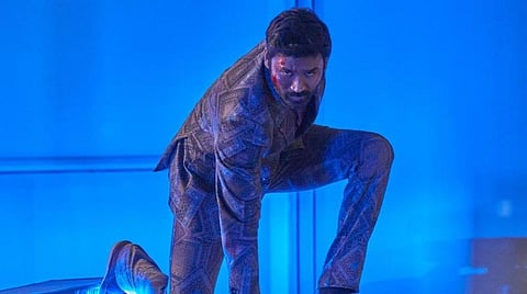கொடூர வில்லனாக தனுஷ்!