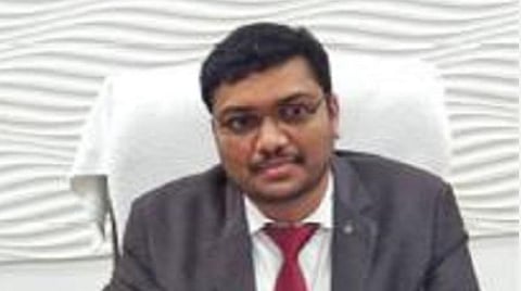 கள்ளக்குறிச்சி ஆட்சியர் ஸ்ரவண்குமார் ஜடாவத்.