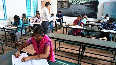 போட்டித்தேர்வு தொடர் 31: டிஎன்பிஎஸ்சி குரூப் - 4 தேர்வுக்கு தயாரா?