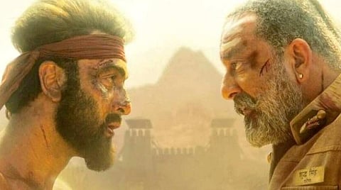 தொடர் வீழ்ச்சியில் பாலிவுட் - எதிர்பார்க்கப்பட்ட ரன்பீர் கபூரின் 'ஷம்ஷேரா' படமும் படுதோல்வி!