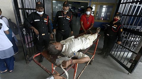 குஜராத்தில் விஷ சாராய உயிரிழப்பு 40 ஆக உயர்வு