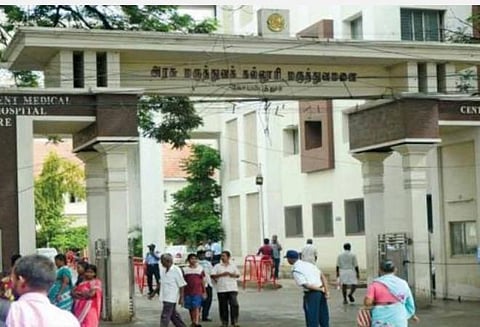 உதகை அரசு மருத்துவமனையில் பணியாற்றிய பெண் மாயம்: விசாகா குழுவில் புகார் அளிக்க டீன் அழைப்பு