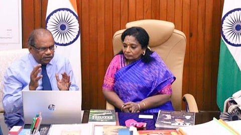 ஆளுநர் தமிழிசையுடன் இஸ்ரோ விஞ்ஞானி ஆலோசனை