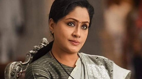 “மக்கள் விழித்துக் கொண்டனர்” - ஆமிர்கான் மீது விஜயசாந்தி ஆவேசம்