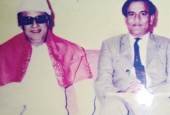 எம்ஜிஆருடன் மாயத்தேவர்.