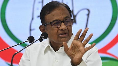 “வீடு இல்லாதோர் எங்கு சென்று கொடி ஏற்றுவார்கள்?” - ப.சிதம்பரம் அடுக்கும் கேள்விகள்