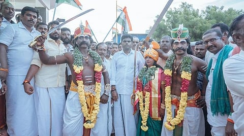 'காலணி வீச்சு ஏற்கமுடியாத சம்பவம்; அமைச்சர் பேச்சும் அப்படித்தான்' - அண்ணாமலை