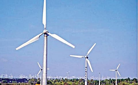 தமிழகத்தின் தினசரி மொத்த மின் நுகர்வில் புதுப்பிக்கத்தக்க ஆற்றல் உற்பத்தித்துறை 80% பங்களிப்பு: இந்திய காற்றாலை மின் உற்பத்தியாளர்கள் சங்கத்தின் தலைவர் தகவல்